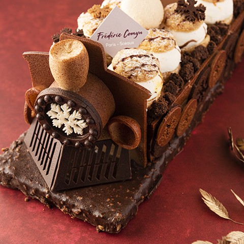 Bûche Profiteroles Le Pôle...